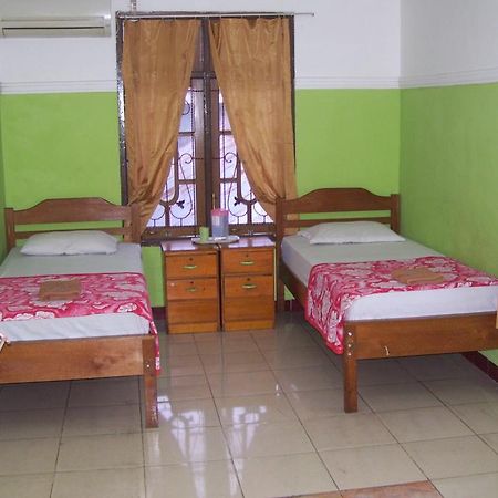Hotel Bahagia Pangkalanbuun Extérieur photo